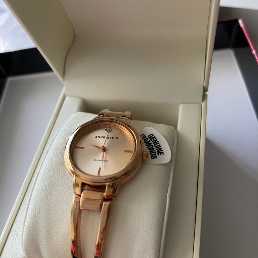 Anne Klein Watch - Picture 3 of 3
